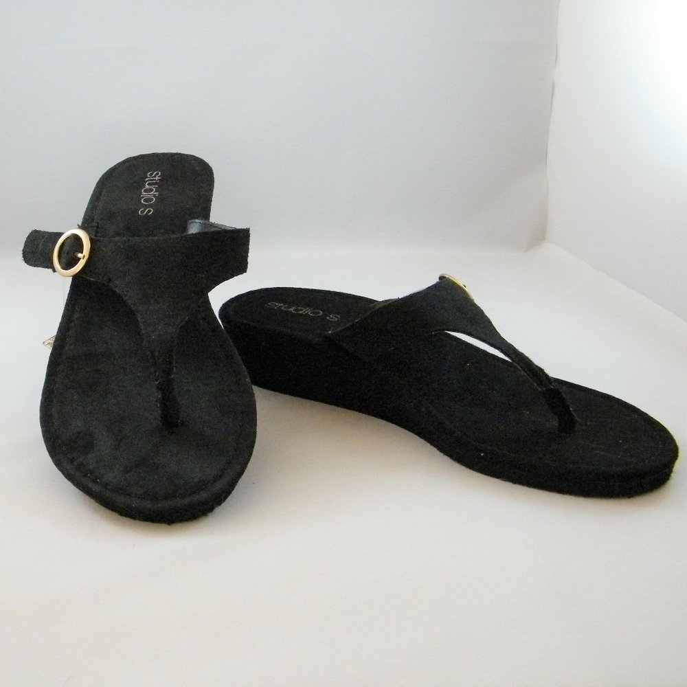 Black Thong Sandal Size 9 Studio S Microfiber